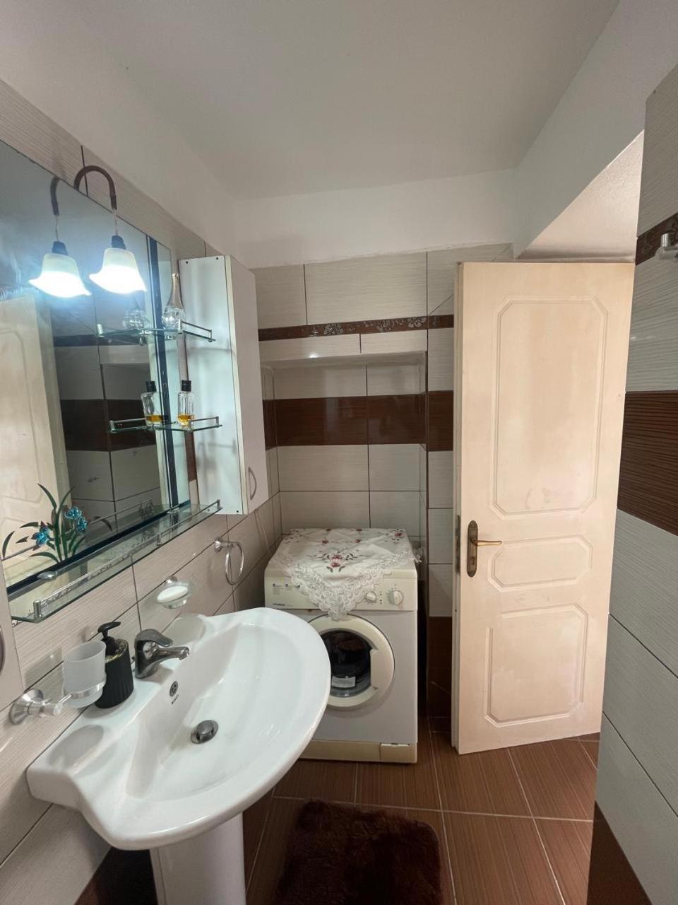 Luigi Guest House Gjirokastër Dış mekan fotoğraf