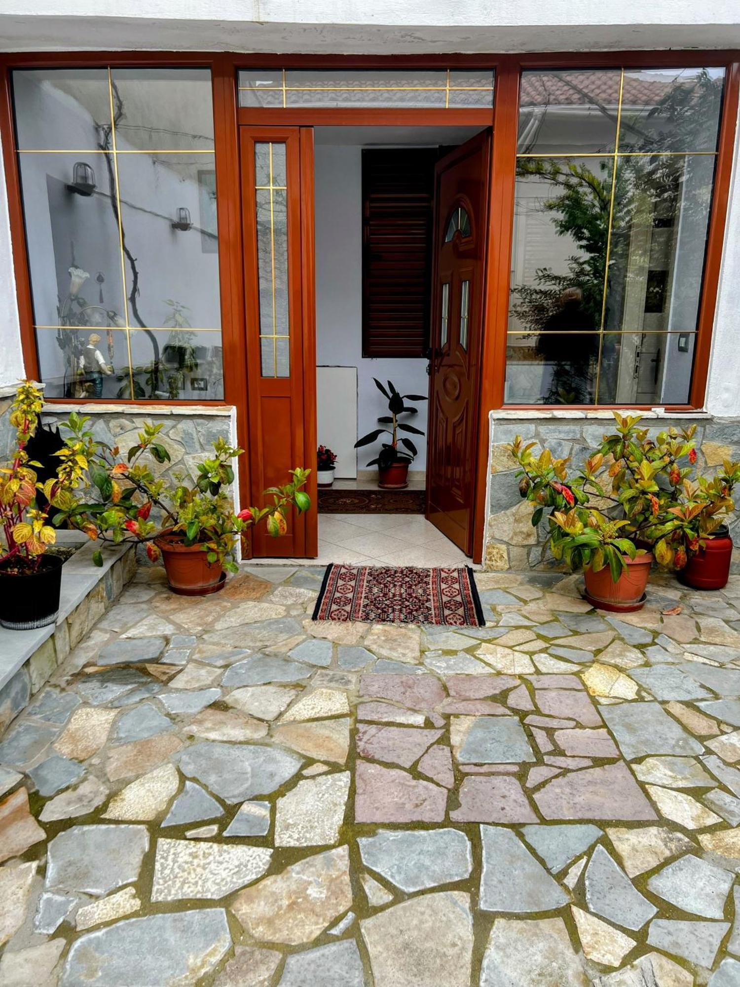 Luigi Guest House Gjirokastër Dış mekan fotoğraf